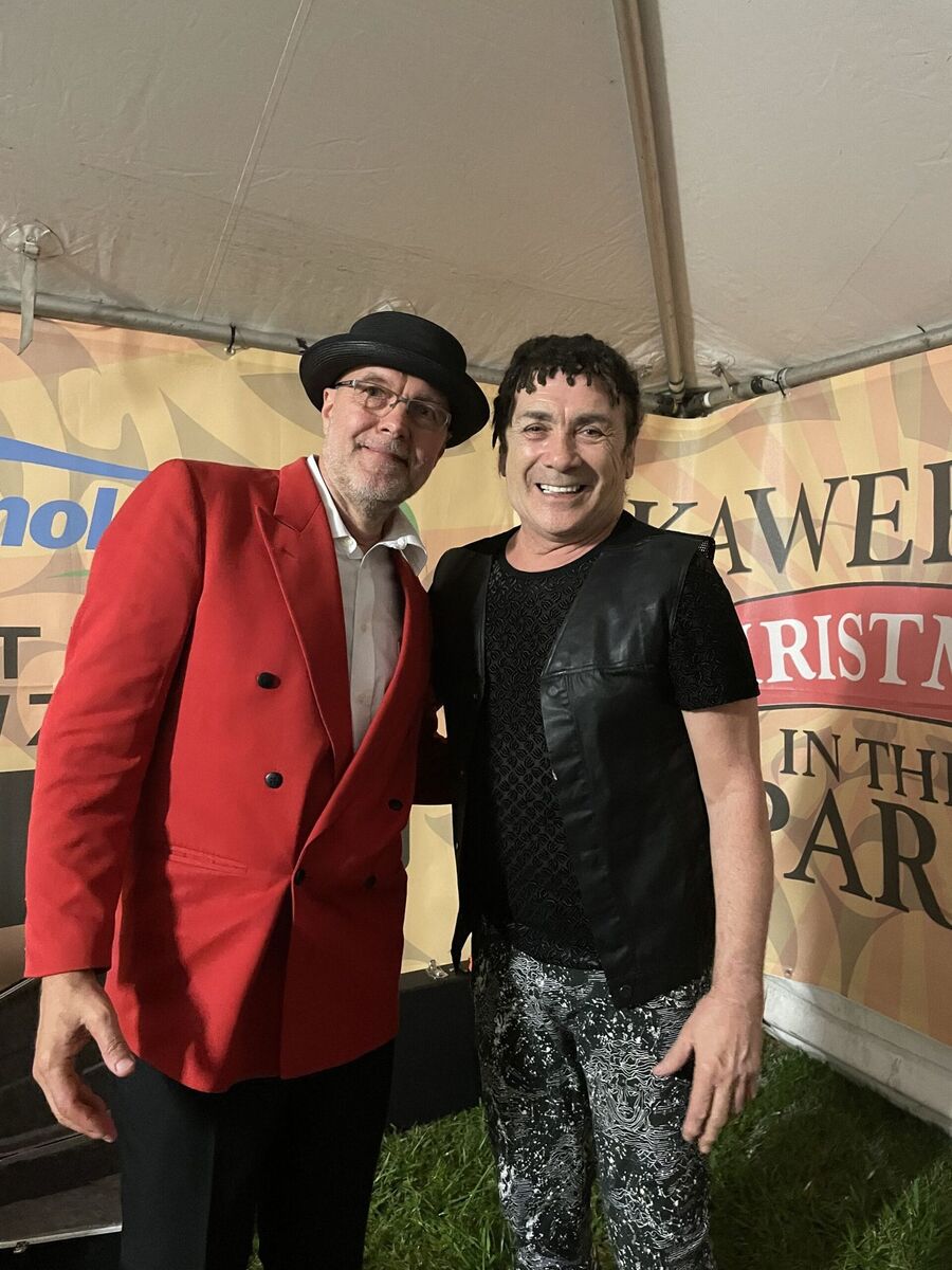 With Mark Williams, Christmas, Aotearoa New Zealand, 2022